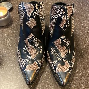 Western snake skin heels